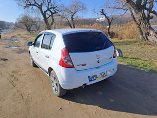 Dacia Sandero foto 4