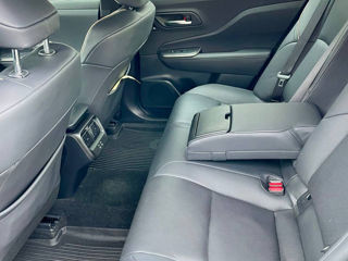 Toyota Crown foto 6