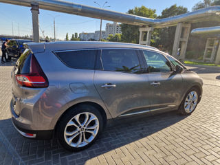 Renault Grand Scenic foto 2