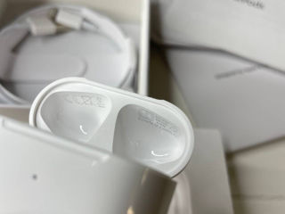 Vand Airpods foto 3