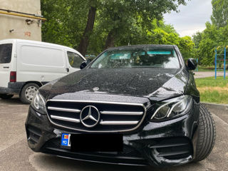 Mercedes E-Class foto 7