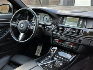 BMW 5 Series foto 4