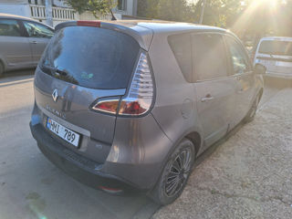 Renault Scenic foto 2