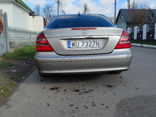 Mercedes E-Class foto 7