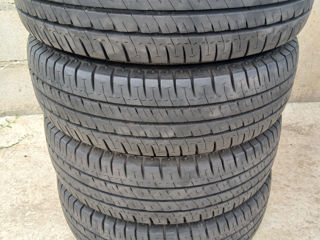 Michelin 215 70 15C  Ford Transit