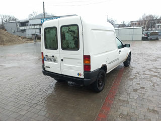 Ford Courier foto 4