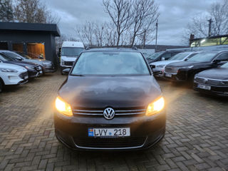 Volkswagen Touran foto 18