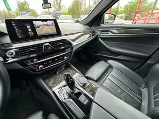 BMW 5 Series foto 14