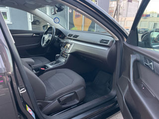 Volkswagen Passat foto 8