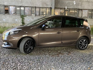 Renault Scenic foto 2