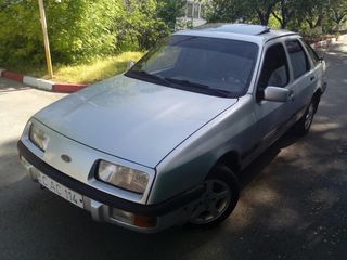 Ford Sierra foto 1