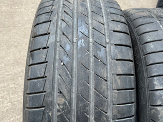 Продам 2 б.у ската 215/45 R18 Dunlop Sp sport maxx foto 2