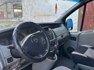 Opel Vivaro foto 3