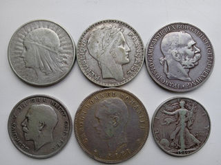 Monede diferite:5 crone 1900,10 zloti 1932,5 lei 1906,1/2 dolar 1946,1/2 crona 1919,20 franci 1929