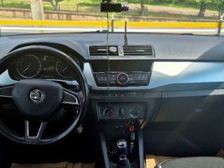 Skoda Fabia фото 8
