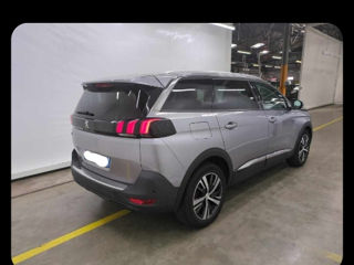 Peugeot 5008 foto 3