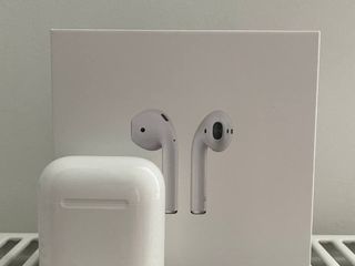 Apple Airpods - 90 euro