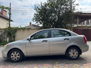 Hyundai Accent foto 4