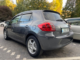 Toyota Auris foto 3