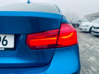 BMW 3 Series foto 10