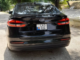 Ford Fusion foto 4