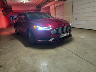 Ford Fusion foto 5