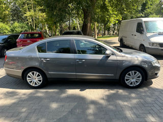 Volkswagen Passat foto 3