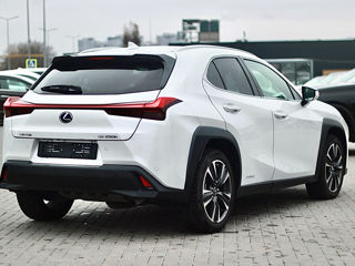 Lexus UX foto 5