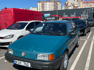 Volkswagen Passat foto 1