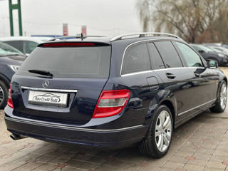 Mercedes C-Class foto 5