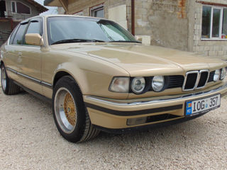 BMW 7 Series foto 3