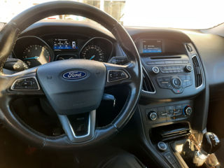 Ford Focus foto 6