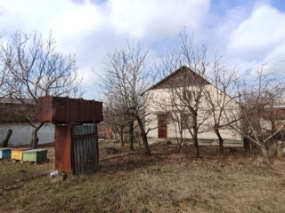 Vind teren cu casa in Chisinau 6 ari foto 4