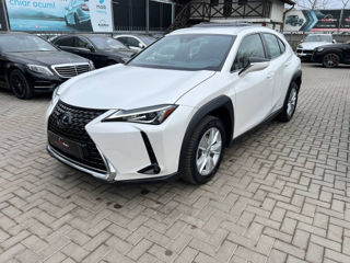 Lexus UX foto 1