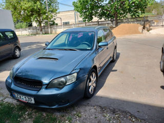 Subaru Legacy foto 4