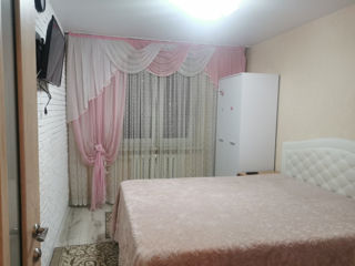 Apartament cu 2 camere, 56 m², Botanica, Chișinău foto 9