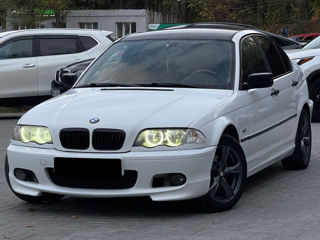 BMW 3 Series foto 4