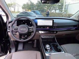 KIA Carnival foto 7