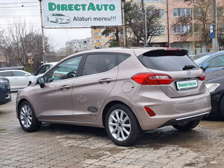 Ford Fiesta foto 5