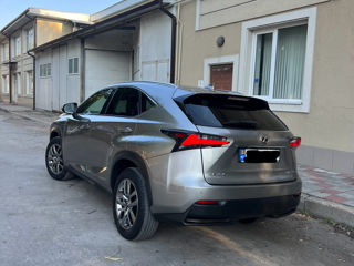 Lexus NX Series foto 2