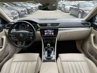 Skoda Superb foto 11