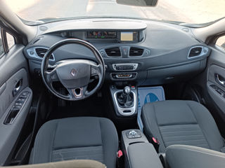 Renault Grand Scenic foto 7