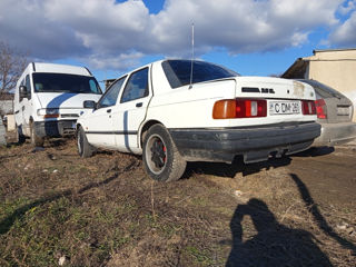 Ford Sierra foto 2