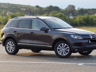 Volkswagen Touareg foto 2