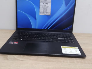 Asus VivoBook GO E 1504 FA foto 1