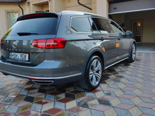 Volkswagen Passat foto 4