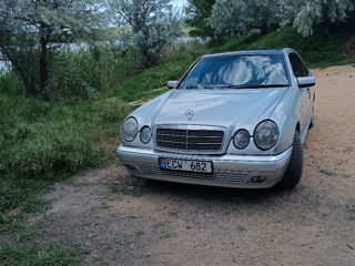 Mercedes E-Class