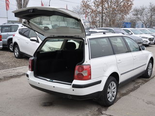 Volkswagen Passat foto 6