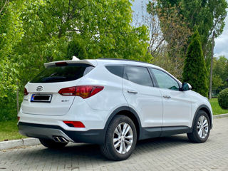 Hyundai Santa FE foto 4