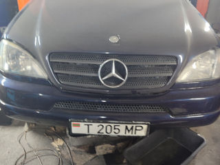 Mercedes M-Class